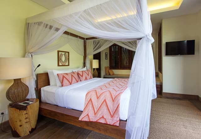 Villa 3 - Three-Bedroom Villa with Private Pool