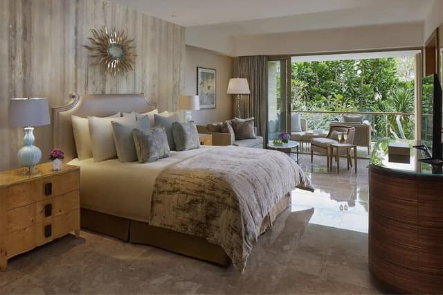 Royal Suite - 2 Single Beds & 1 Single Sofa Bed OR 1 King Bed & 1 Single Sofa Bed