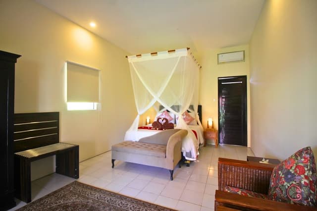 Superior Villa with Garden View