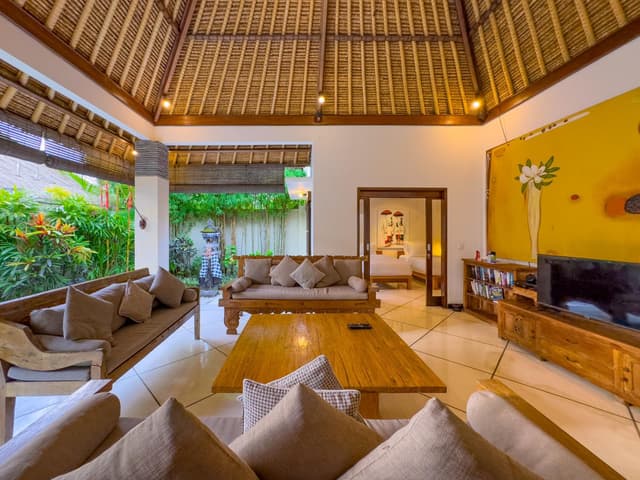 Cinta Three-Bedroom Villa