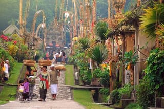 Private tour to Penglipuran Traditional Village, Volcano & More