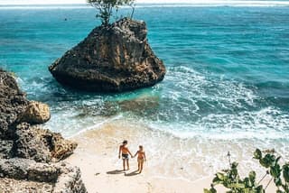 TikTok Tour - The Most Famous Spots for your Tiktok Videos