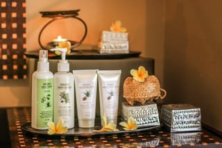 Deep Cleansing Facial – 90min
