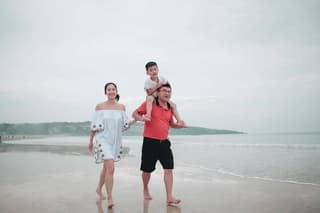 Private Photo Session with a Local Photographer in Singaraja