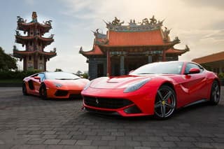 Bali Luxury Private Rent Car with Professional Chauffeur