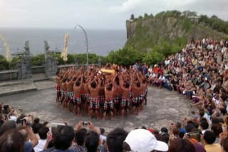 Uluwatu: Watersport, Beach and Sunset Temple
