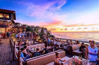 Single Fin Bali Shuttle Services