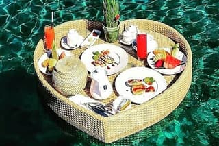 Bali romantic floating breakfast - jungle swing - monkey forest - Ubud art shop.