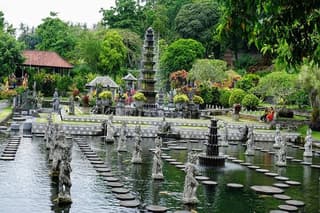 Private Tour The Gate Of Heaven Lempuyang Temple And Tirta Gangga
