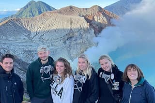 4 Days Overland Bali Ijen Bromo and Tumpaksewu (with meals)