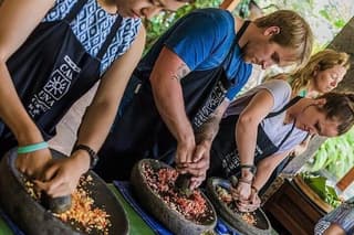 Bali cooking class - River club - tegenungan waterfall