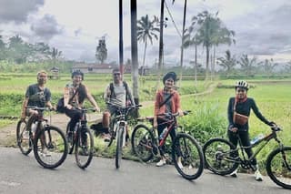 Downhill Cycling Tour through jungle and rice terrace meals