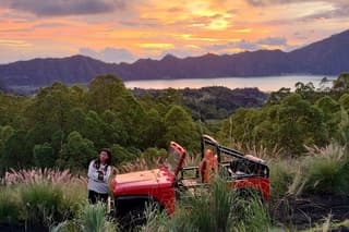 Bali Volcano Jeep Tour : Sunrise & Black Lava Visit