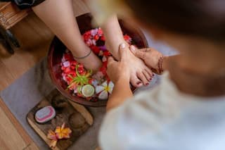 Reflexology Massage package Bali Luxury Spa