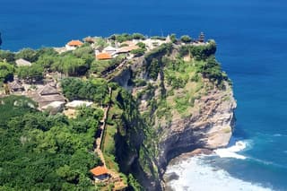 Bali Half-Day Car Charter: Uluwatu Sunset Tour