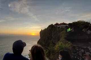 Sunset Uluwatu Private Tour and Kecak Fire Dance Performance