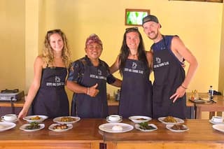 8 Hours Private Balinese Cooking Class with Tirta Empul Temple