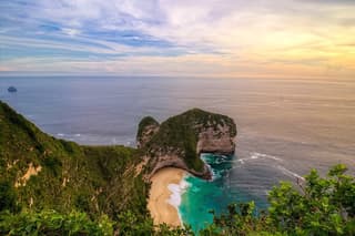 2 Days and 1 Night in Nusa Penida and Nusa Lembongan Tour