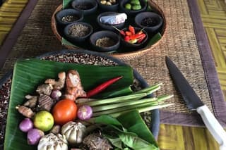 Ubud Cooking Class with Optional Market Visit Pickup Included