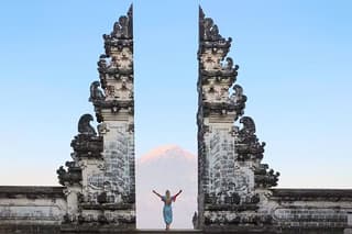 Gate of Heaven Full Day Private Tour