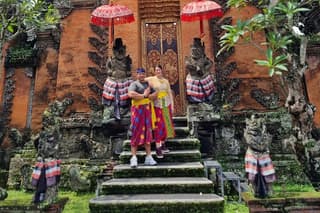 Ubud Customizable Tour Multilingual Driver-Guide
