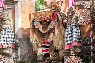 Bali Tour with Barong Dance, Silver Craft and Ubud Wood Carving