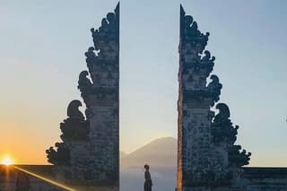 The Gates of Heaven, Waterfall and Ubud Jungle Swing Tour