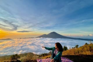 Early Morning Trek to Mount Batur’s Stunning Sunrise