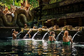 Ubud Instagram Tour Waterfalls, Temple Blessing and Rice Terraces