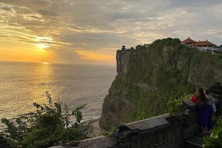 Private Tour: Tanah Lot Canggu Melasti Beach and Uluwatu Temple