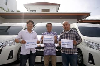 Private Bali Airport Transfer Minibus Van Up to 13 Pax