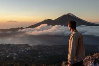 Mount Batur Sunrise Hike with Group Transfers and Breakfast