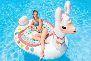 Bali Float Rental with Delivery