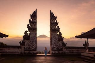 Discover East Bali Lempuyang Temple and Waterfall Tour