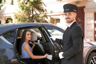 Bali DPS Airport Private Transfer to Ubud Meet and Greet 60min