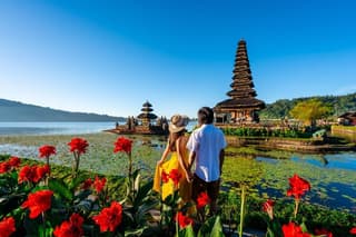 Bedugul: Ulun Danu, Handara Gate & Leke-Leke Falls Experience