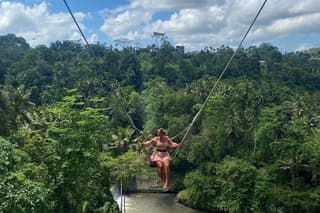 Ubud: Real Bali Swing, Monkey Forest, Temple & Waterfall Tour