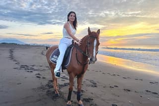 Bali Sunrise Horseback Ride at Beach with Hotel Transfer