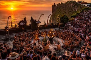 Uluwatu Sunset Temple and Fire Kecak Dance - Private Tour