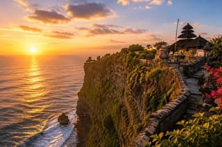 Private Uluwatu Sunset Tour with Kecak Dance and Dinner