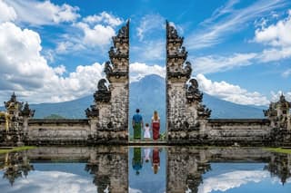 Gate of Heaven at Lempuyang Temple & East Bali Tour