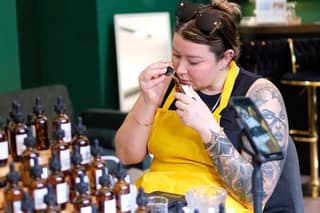 Kuta: Bali Perfume Master Class Making Experience