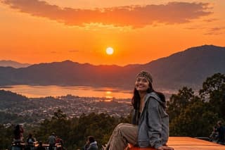 Mt Batur sunrise Jeep, Breakfast & Natural Hot Springs