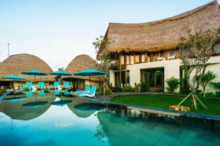 C-View Villas