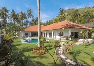 Villa Rizki Candidasa