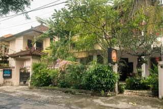 Miraa Guest House & Resto