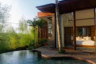 Villa Suarga Des Anicca