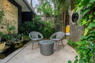 Villa Alchemy Private 4 BR Eat Street 10 steps to Revolver Cafe