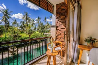 Kahayana Suites