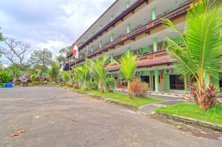 Collection O Bali near Terminal Ubung formerly Batukaru Garden Hotel
